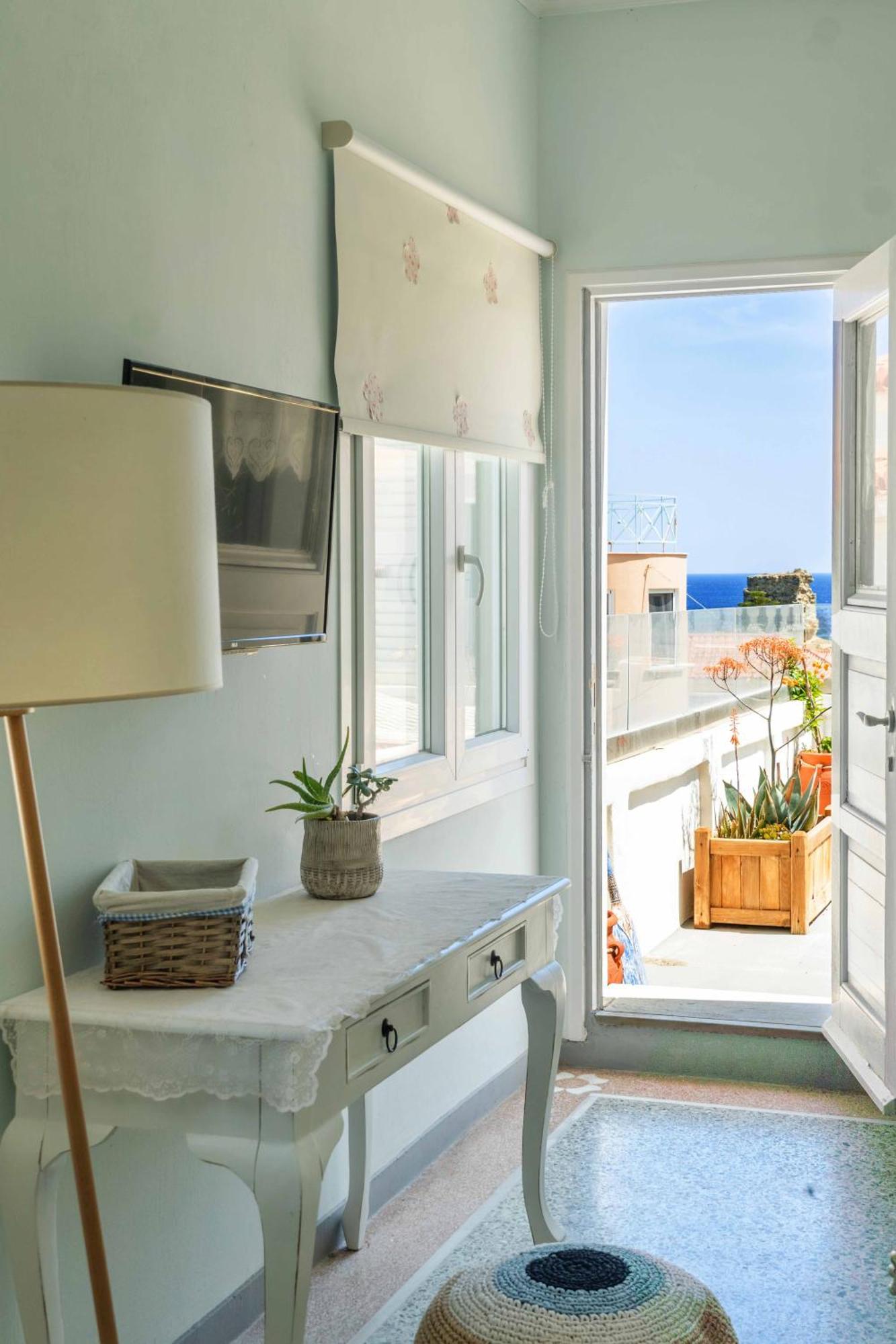 Castel Abaso Boutique Apartments By Explore Andros Экстерьер фото