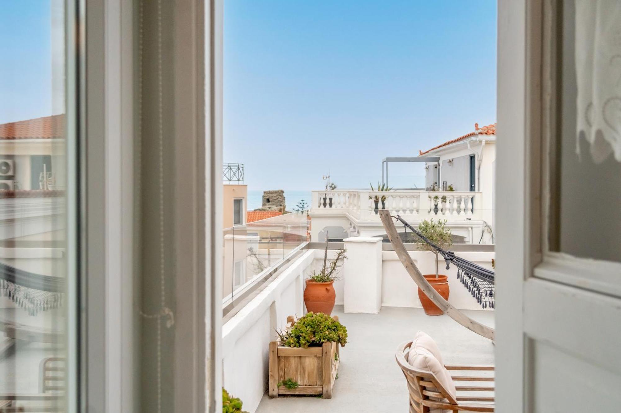 Castel Abaso Boutique Apartments By Explore Andros Экстерьер фото