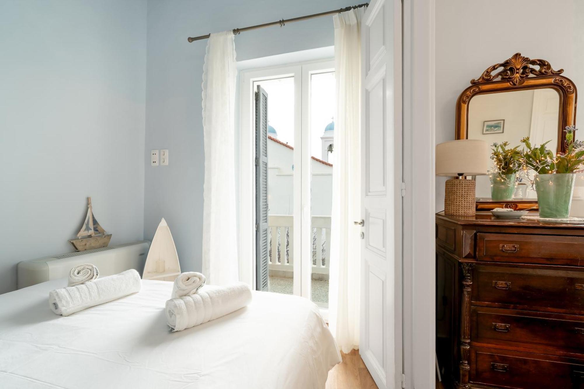 Castel Abaso Boutique Apartments By Explore Andros Экстерьер фото